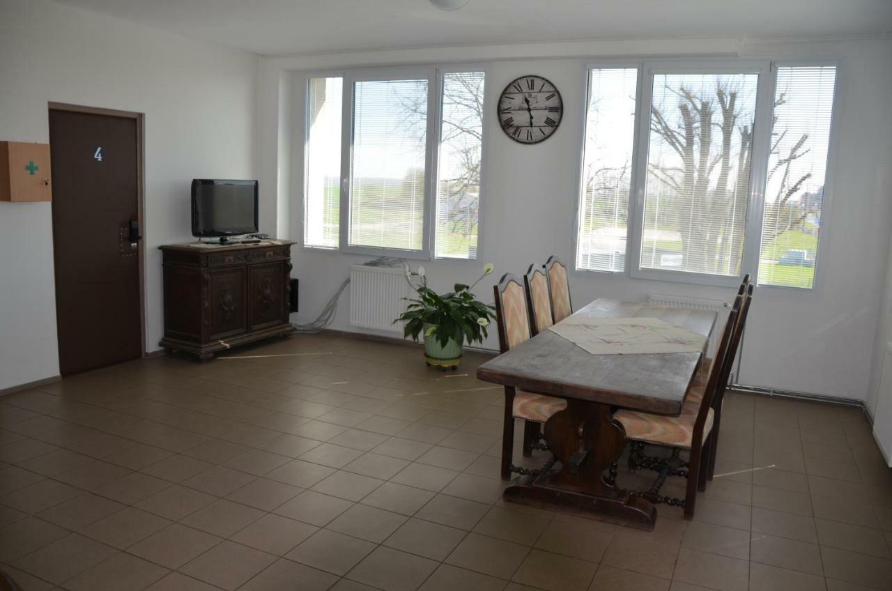 Country House Reem Pommeuse Eksteriør billede