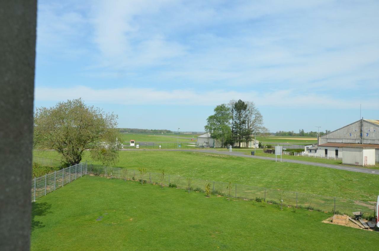 Country House Reem Pommeuse Eksteriør billede